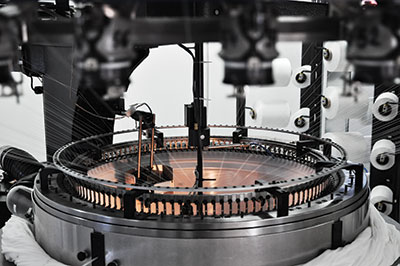 Circular knitting machine
